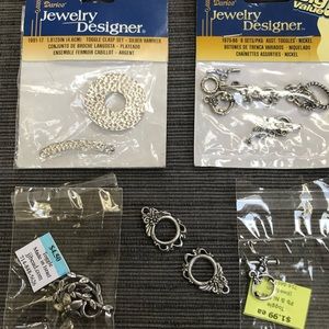 SILVER METAL FLOWER ASST HAMMER TOGGLE CLASP LOT